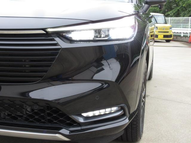 ヴェゼル ｅ：ＨＥＶＺ　禁煙車　８インチナビ　Ｂｌｕｅｔｏｏｔｈ　シートヒーター　前後ドラレコ　バックカメラ　パーキングセンサー　ＥＴＣ　ＬＥＤライト　フォグライト　サイドカーテンエアバッグ　電動テールゲート　ドアバイザー（28枚目）