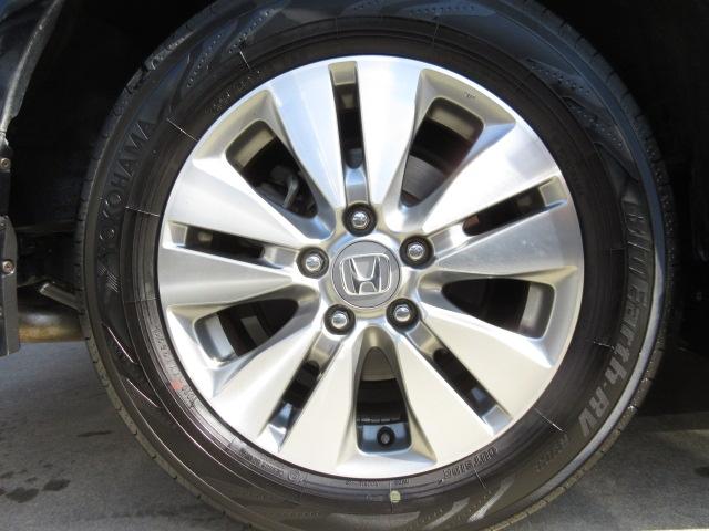 純正アルミホイール装着！！足元からバッチリ決まってますよー♪