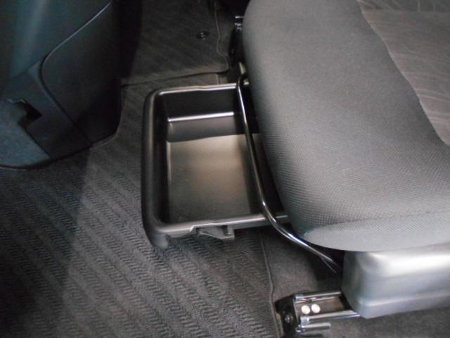 ルーミー カスタムＧ－Ｔ　禁煙車　ナビ　Ｂｌｕｅｔｏｏｔｈ　シートヒーター　バックカメラ　パーキングセンサー　ＥＴＣ　ドラレコ　衝突軽減ブレーキ　クルコン　ＬＥＤライト　フォグライト　スマートキー　ドアバイザー　ワンセグＴＶ（31枚目）