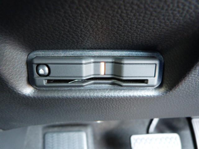 フィット ｅ：ＨＥＶホーム　禁煙車　ソノマンマ車　ナビ　Ｂｌｕｅｔｏｏｔｈ　バックカメラ　ＥＴＣ　パーキングセンサー　前後ドラレコ　サイドカーテンエアバッグ　ＬＥＤライト　ＣＤ　ＵＳＢ　スマートキー　衝突軽減ブレーキ　クルコン（10枚目）