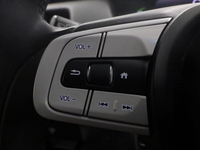 フィット ｅ：ＨＥＶホーム　禁煙車　ソノマンマ車　ナビ　Ｂｌｕｅｔｏｏｔｈ　バックカメラ　ＥＴＣ　パーキングセンサー　前後ドラレコ　サイドカーテンエアバッグ　ＬＥＤライト　ＣＤ　ＵＳＢ　スマートキー　衝突軽減ブレーキ　クルコン（13枚目）