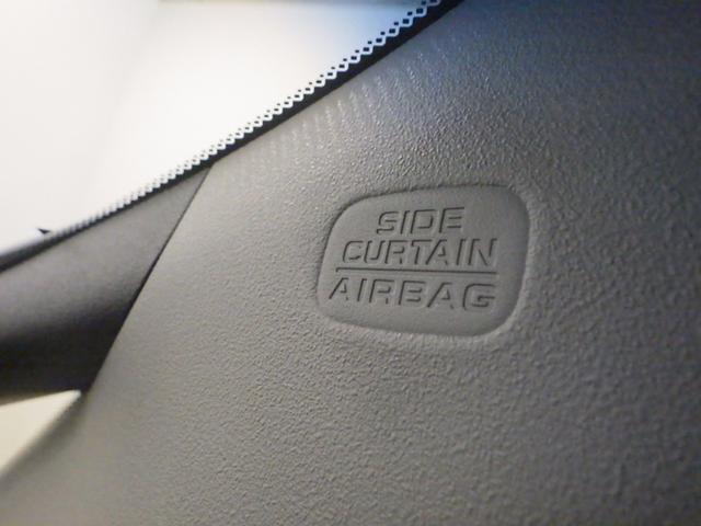 フィット ｅ：ＨＥＶホーム　禁煙車　ソノマンマ車　ナビ　Ｂｌｕｅｔｏｏｔｈ　バックカメラ　ＥＴＣ　パーキングセンサー　前後ドラレコ　サイドカーテンエアバッグ　ＬＥＤライト　ＣＤ　ＵＳＢ　スマートキー　衝突軽減ブレーキ　クルコン（18枚目）