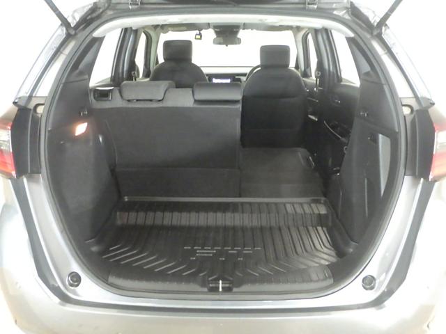 フィット ｅ：ＨＥＶホーム　禁煙車　ソノマンマ車　ナビ　Ｂｌｕｅｔｏｏｔｈ　バックカメラ　ＥＴＣ　パーキングセンサー　前後ドラレコ　サイドカーテンエアバッグ　ＬＥＤライト　ＣＤ　ＵＳＢ　スマートキー　衝突軽減ブレーキ　クルコン（30枚目）