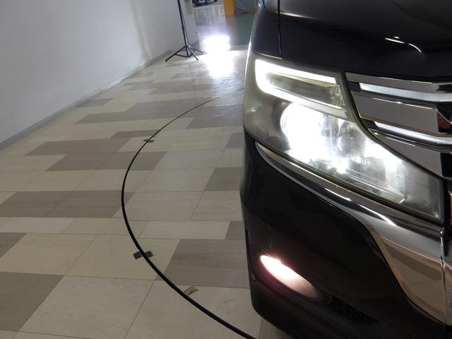 ステップワゴンスパーダ Ｚクールスピリット　禁煙　ワンオーナー　９インチナビ　後席モニター　リアカメラ　Ｂｌｕｅｔｏｏｔｈ　両側電動スライドドア　ＨＩＤ　ＥＴＣ　スマートキー　２列目キャプテンシート　クルーズコントロール　パドルシフト　アルミ（14枚目）