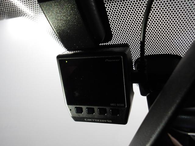 ＸＶ ２．０ｉ－Ｌアイサイト　禁煙車　ワンオーナー　ナビ　Ｂｌｕｅｔｏｏｔｈ　ドラレコ　衝突軽減ブレーキ　クルコン　ＥＴＣ　運転席電動シート　ドアバイザー　フルセグＴＶ　ＣＤ　ＤＶＤ　ミュージックラック　スマートキー　ＨＩＤライト（5枚目）