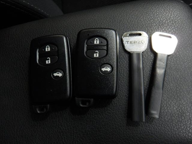 ＸＶ ２．０ｉ－Ｌアイサイト　禁煙車　ワンオーナー　ナビ　Ｂｌｕｅｔｏｏｔｈ　ドラレコ　衝突軽減ブレーキ　クルコン　ＥＴＣ　運転席電動シート　ドアバイザー　フルセグＴＶ　ＣＤ　ＤＶＤ　ミュージックラック　スマートキー　ＨＩＤライト（13枚目）