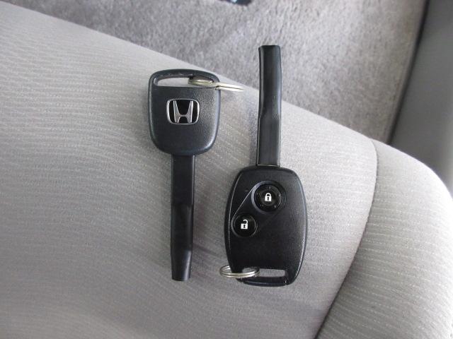 キーレスエントリー付！ボタンを押すだけでドアロックの開閉がラクラク出来ます。欠かせないアイテムですね★