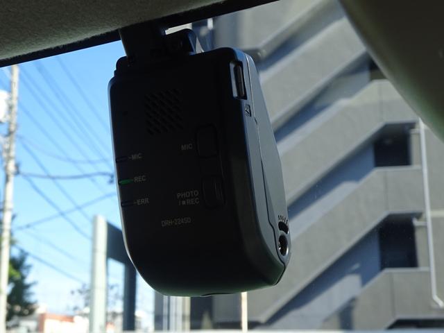 Ｎ－ＢＯＸ ベースグレード　禁煙　元当社試乗車　９インチナビ　リアカメラ　Ｂｌｕｅｔｏｏｔｈ　左側電動スライドドア　ＥＴＣ　ＬＥＤ　ＵＳＢ　衝突軽減ブレーキ　アダプティブクルーズコントロール　シートヒーター　パーキングセンサー（6枚目）