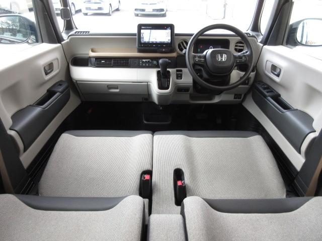 Ｎ－ＢＯＸ ベースグレード　禁煙　元当社試乗車　８インチナビ　リアカメラ　Ｂｌｕｅｔｏｏｔｈ　両側電動スライドドア　ＥＴＣ　ＬＥＤ　ＵＳＢ　衝突軽減ブレーキ　アダプティブクルーズコントロール　シートヒーター　パーキングセンサー（16枚目）