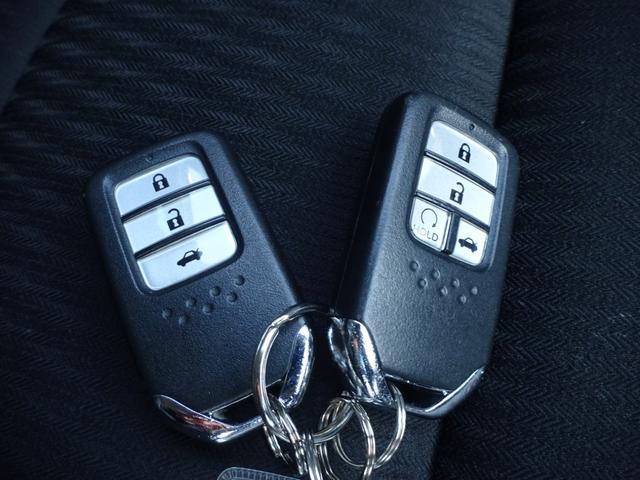 アコードハイブリッド ＥＸ　禁煙　ワンオーナー　ナビ　リアカメラ　Ｂｌｕｅｔｏｏｔｈ　衝突軽減ブレーキ　ＥＴＣ２．０　ＬＥＤ　ＵＳＢ　左サイドカメラ　パワーシート　アダプティブクルーズコントロール　シートヒーター　ＨＤＭＩ（18枚目）