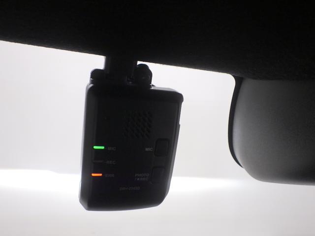 N-BOXカスタム ベースグレード 禁煙車 元試乗車 8インチナビ Bluetooth シートヒーター 前後ドラレコ バックカメラ ETC パーキングセンサー フルセグTV USB 両側電動スライドドア LEDライト スマートキー(6枚目)