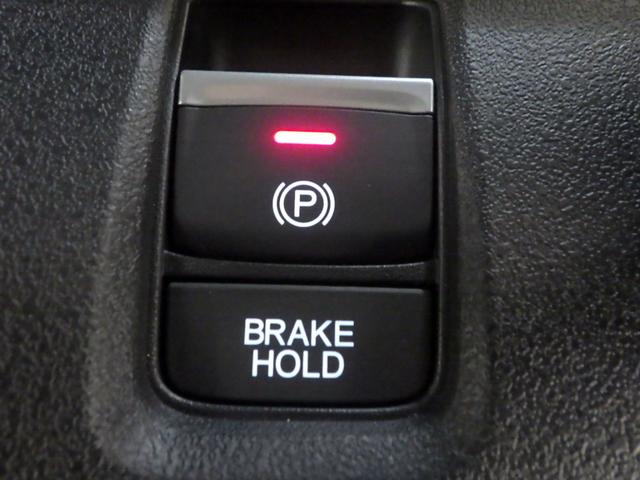 N-BOXカスタム ベースグレード 禁煙車 元試乗車 8インチナビ Bluetooth シートヒーター 前後ドラレコ バックカメラ ETC パーキングセンサー フルセグTV USB 両側電動スライドドア LEDライト スマートキー(13枚目)