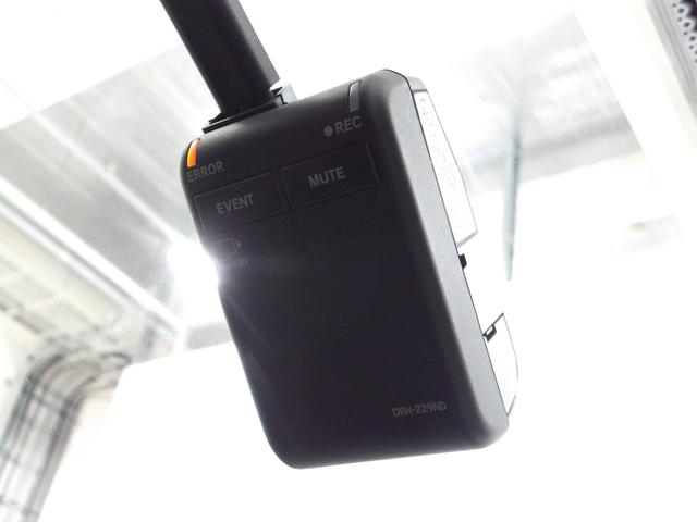 フィット e:HEVホーム 禁煙 9インチナビ リアカメラ Bluetooth 3カメラドラレコ ETC LED USB 衝突軽減ブレーキ アダプティブクルーズコントロール パーキングセンサー ドアバイザー フルセグ VSA(6枚目)