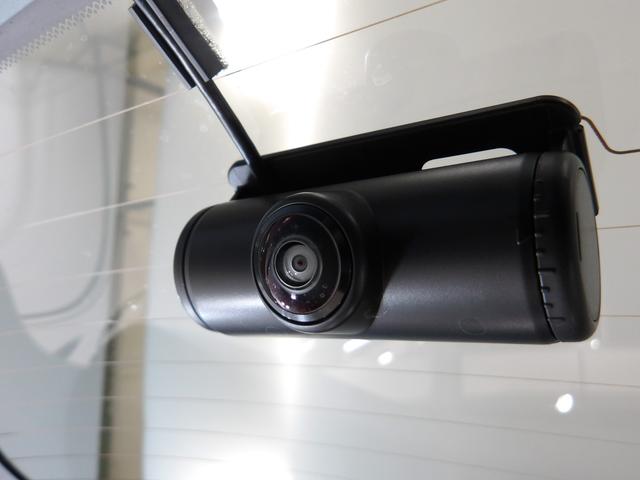 フィット e:HEVホーム 禁煙 9インチナビ リアカメラ Bluetooth 3カメラドラレコ ETC LED USB 衝突軽減ブレーキ アダプティブクルーズコントロール パーキングセンサー ドアバイザー フルセグ VSA(7枚目)