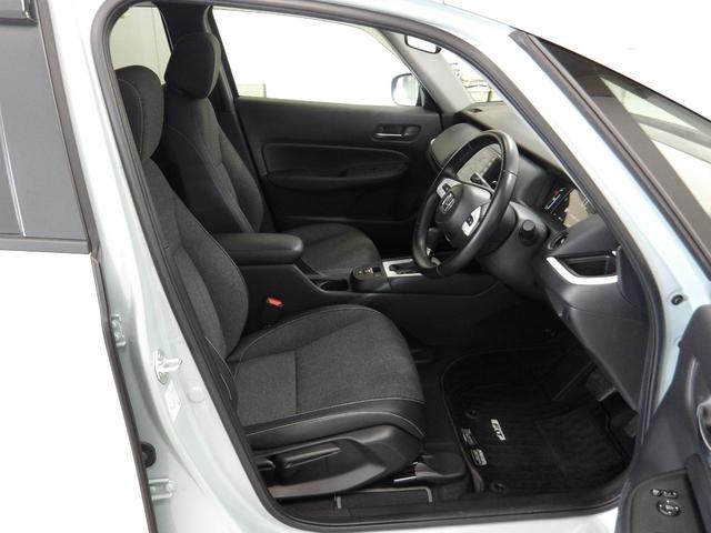 フィット e:HEVホーム 禁煙 9インチナビ リアカメラ Bluetooth 3カメラドラレコ ETC LED USB 衝突軽減ブレーキ アダプティブクルーズコントロール パーキングセンサー ドアバイザー フルセグ VSA(17枚目)