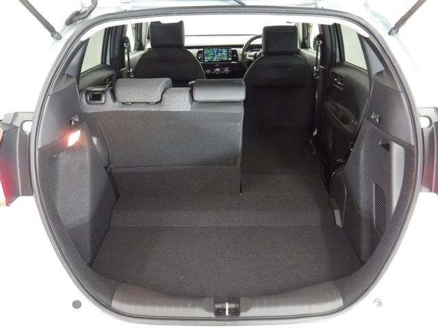 フィット e:HEVホーム 禁煙 9インチナビ リアカメラ Bluetooth 3カメラドラレコ ETC LED USB 衝突軽減ブレーキ アダプティブクルーズコントロール パーキングセンサー ドアバイザー フルセグ VSA(22枚目)