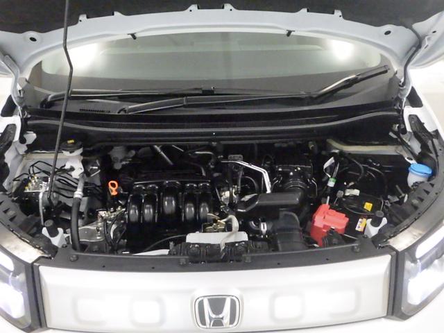 フリード クロスター 禁煙車 元試乗車 ホンダコネクトナビ リアカメラ ブラインドスポットインフォメーション 2列目6:4分割可倒 プライムスムースコンビシート シートヒーター ルーフレール ドラレコ ドアバイザー LKA(22枚目)