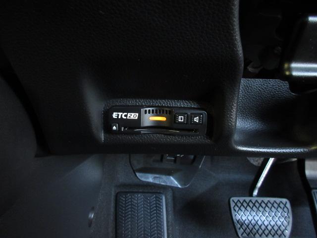 ヴェゼル ｅ：ＨＥＶＸ　禁煙車　いまコレ＋　コネクトナビ　Ｒカメラ　渋滞追従　社外前後ドラレコ　障害物センサー　Ｂｌｕｅｔｏｏｔｈ　ＵＳＢ　ＥＴＣ２．０　ドアバイザー　ＬＥＤライト　アダプティブクルーズコントロール（6枚目）