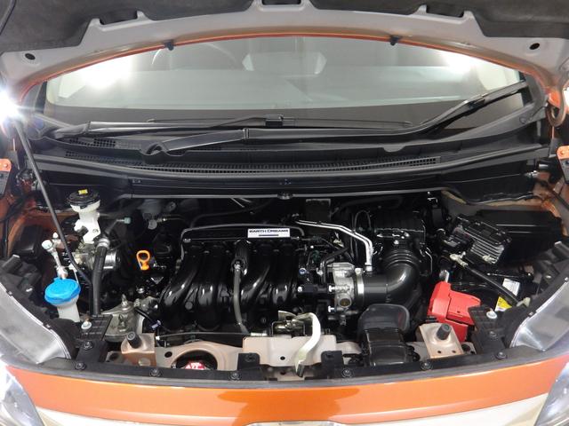 フリード クロスター・ホンダセンシング　禁煙車　そのまんま車　９インチナビ　Ｒカメラ　ＦＲドラレコ　両側電動スライドドア　パーキングセンサー　Ｂｌｕｅｔｏｏｔｈ　ＵＳＢ　ＥＴＣ　ＬＥＤ　アダプティブクルーズコントロール　サイドエアバック（23枚目）