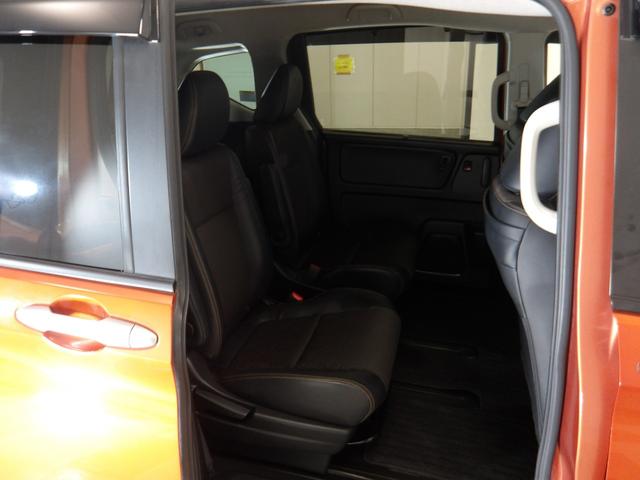 フリード クロスター・ホンダセンシング　禁煙車　そのまんま車　９インチナビ　Ｒカメラ　ＦＲドラレコ　両側電動スライドドア　パーキングセンサー　Ｂｌｕｅｔｏｏｔｈ　ＵＳＢ　ＥＴＣ　ＬＥＤ　アダプティブクルーズコントロール　サイドエアバック（26枚目）