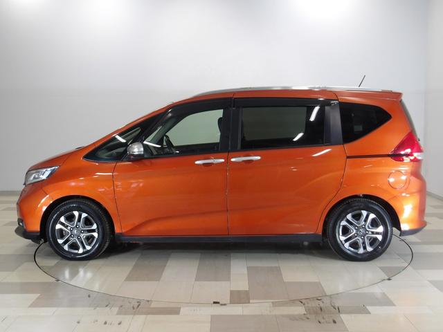 フリード クロスター・ホンダセンシング　禁煙車　そのまんま車　９インチナビ　Ｒカメラ　ＦＲドラレコ　両側電動スライドドア　パーキングセンサー　Ｂｌｕｅｔｏｏｔｈ　ＵＳＢ　ＥＴＣ　ＬＥＤ　アダプティブクルーズコントロール　サイドエアバック（33枚目）