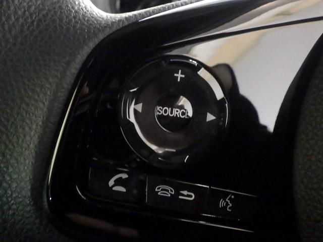 �n���h���ɃI�[�f�B�I�̑���X�C�b�`����������Ă��܂��I������O������O�����n���h�������𗣂����ɑ���ł���̂łƂ��Ă����S�ł��ˁ�