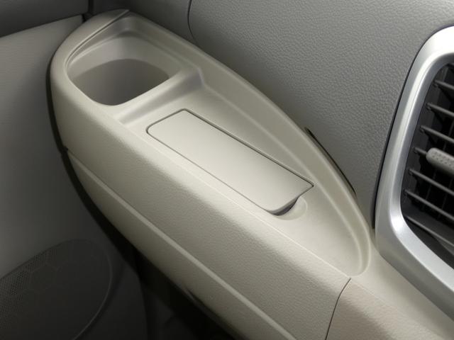 スペーシア Ｇ　ナビ　衝突被害軽減システム　アイドリングストップ　ワンセグＴＶ　キーレスプッシュスタート　フルオートエアコン　両側スライドドア　ＡＢＳ　運転席エアバッグ　助手席エアバッグ（18枚目）