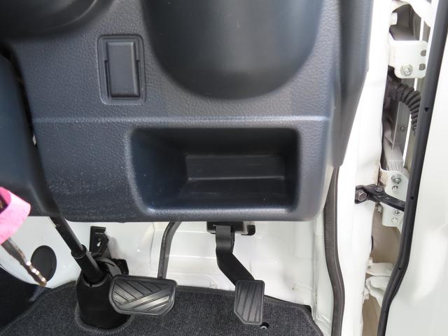 キャリイトラック KX 3型 純正オーディオ ディスチャージヘッドランプ 衝突安全ボディ パワーウィンドウ エアコン(24枚目)