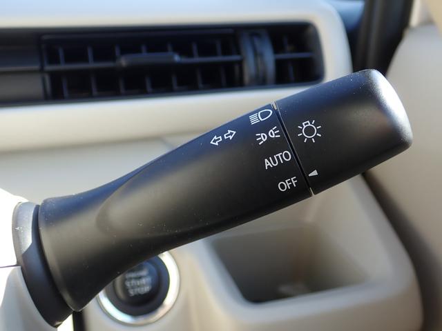 ワゴンR HYBRID FX 純正オーディオ 衝突被害軽減システム 運転席シートヒーター ヘッドアップディスプレイ マイルドハイブリッド フルフラット オートライト キーレスプッシュスタート 盗難警報装着車(9枚目)