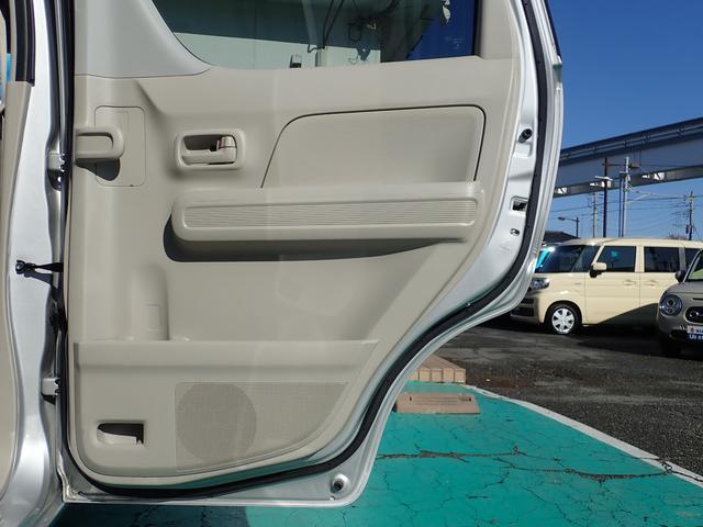 ワゴンR HYBRID FX 純正オーディオ 衝突被害軽減システム 運転席シートヒーター ヘッドアップディスプレイ マイルドハイブリッド フルフラット オートライト キーレスプッシュスタート 盗難警報装着車(28枚目)