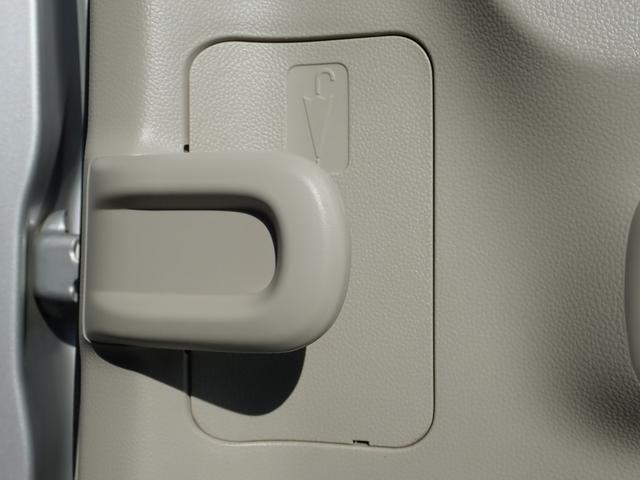 ワゴンR HYBRID FX 純正オーディオ 衝突被害軽減システム 運転席シートヒーター ヘッドアップディスプレイ マイルドハイブリッド フルフラット オートライト キーレスプッシュスタート 盗難警報装着車(31枚目)