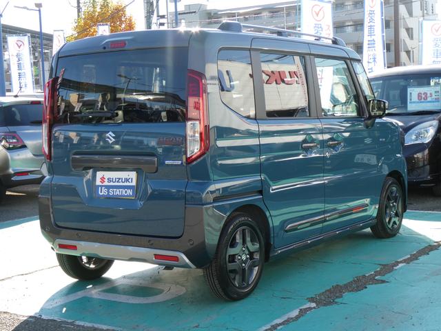 スペーシア ギア　ＨＹＢＲＩＤ　ＸＺターボ　ひょう害車の為現車確認必須　ナビ　全方位カメラ　キーレスプッシュスタートシステム　ステアリングヒーター　電動パーキング　ヘッドアップディスプレイ　スリムサーキュレーター　アダプティブクルーズコントロール　左右電動スライドドア（59枚目）