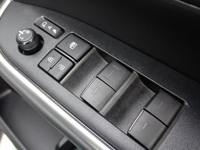 ランディ ＨＹＢＲＩＤ　Ｇ　８インチナビ　ＥＴＣ　ＬＥＤヘッドライト　衝突被害軽減ブレーキ　誤発進抑制機能　レーンアシスト　アダプティブクルーズコントロール　ヒートシーター　Ｂｌｕｅｔｏｏｔｈ接続　ＣＤ再生　ＤＶＤ再生　フルフラット　クリアランスソナー（16枚目）
