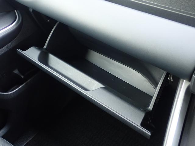 ランディ ＨＹＢＲＩＤ　Ｇ　８インチナビ　ＥＴＣ　ＬＥＤヘッドライト　衝突被害軽減ブレーキ　誤発進抑制機能　レーンアシスト　アダプティブクルーズコントロール　ヒートシーター　Ｂｌｕｅｔｏｏｔｈ接続　ＣＤ再生　ＤＶＤ再生　フルフラット　クリアランスソナー（21枚目）