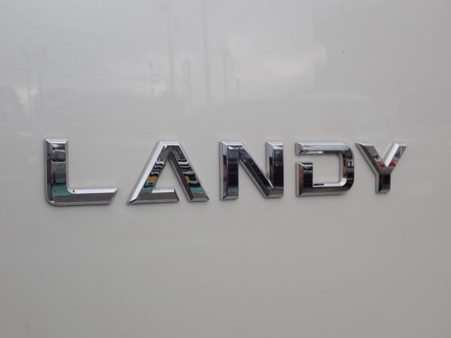 ランディ ＨＹＢＲＩＤ　Ｇ　８インチナビ　ＥＴＣ　ＬＥＤヘッドライト　衝突被害軽減ブレーキ　誤発進抑制機能　レーンアシスト　アダプティブクルーズコントロール　ヒートシーター　Ｂｌｕｅｔｏｏｔｈ接続　ＣＤ再生　ＤＶＤ再生　フルフラット　クリアランスソナー（62枚目）