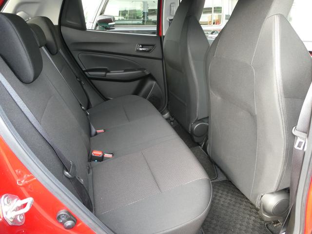 スイフトスポーツ スポーツ 4型 試乗車上がり 最終型! 追従式クルコン 衝突被害軽減ブレーキサポート 前後誤発進抑制機能 リア超音波センサー 革巻きステアリング ステアリングオーディオスイッチ LEDヘッドライト フォグランプ リアフォグランプ 専用バケットシート(26枚目)