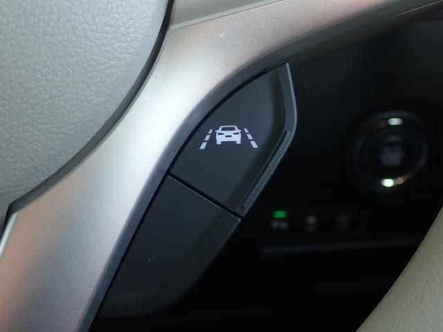 ワゴンＲスマイル ＨＹＢＲＩＤ　Ｓ　３型　試乗車上がり　電動パーキングＢ　デュアルカメラブレーキサポート２　前後超音波センサー　前後誤発進抑制機能　アダプティブクルーズコントロール　片側電動スライドドア　シートヒーター　ＬＥＤライト　ハイビームアシスト（11枚目）