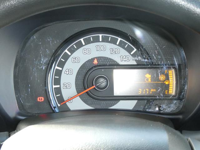 アルト Ｌ　２型　ディスプレイオーディオ　バックカメラ　ＤＣＢＳ　衝突被害軽減ブレーキサポート　デュアルカメラブレーキサポート　後退時ブレーキサポート　運転席シートヒーター　マニュアルエアコン　ハロゲンヘッドライト（8枚目）