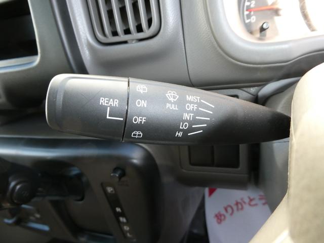 エブリイ ＰＡリミテッド　６型　ＣＶＴ　ＡＭ／ＦＭラジオ　２ＷＤ　後輪駆動　インパネＣＶＴ　デュアルカメラブレーキサポート　ＡＭ／ＦＭラジオ　キーレスエントリー　リアコーナーセンサー　オートライト　アイドリングストップ（6枚目）