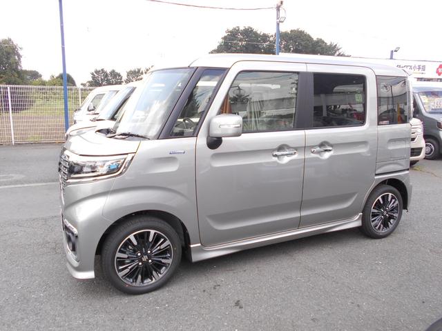 ハイブリッドXS オプションカラー 届出済未使用車(3枚目)