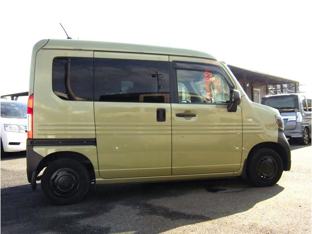 Ｎ－ＶＡＮ ファン・ターボ　ショップオリジナル・チッピングブラック仕上　純正オプション・ルーフコンソール　リア・ルーフインナーサイドパイプ・ルーフインナーラック・有孔ボード　テールゲートバー付き　オーディオレス（8枚目）