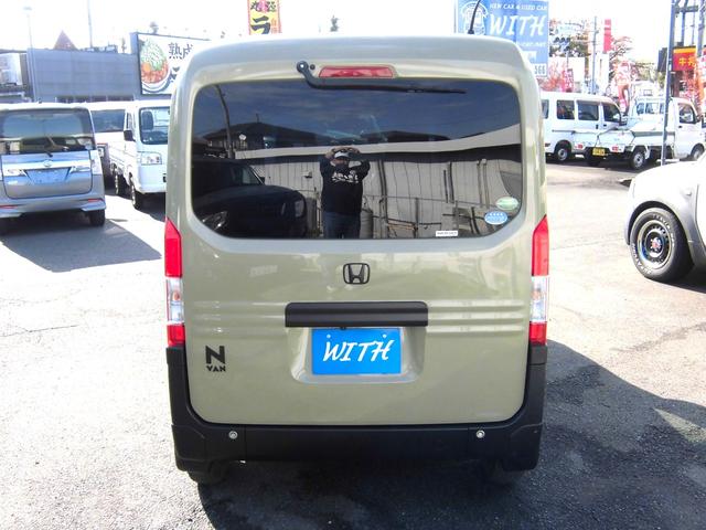 Ｎ－ＶＡＮ ファン・ターボ　ショップオリジナル・チッピングブラック仕上　純正オプション・ルーフコンソール　リア・ルーフインナーサイドパイプ・ルーフインナーラック・有孔ボード　テールゲートバー付き　オーディオレス（13枚目）