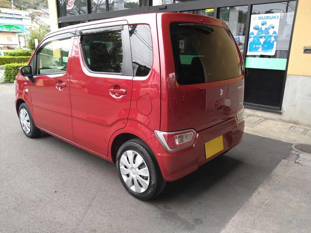 ワゴンR ハイブリッドFX CVT アイドリングストップ デュアルセンサーブレーキサポート 横滑り防止 レーンキープ 誤発進抑制 障害物センサー シートヒーター CD スマートキー プッシュスタート オートエアコン オートライト(5枚目)