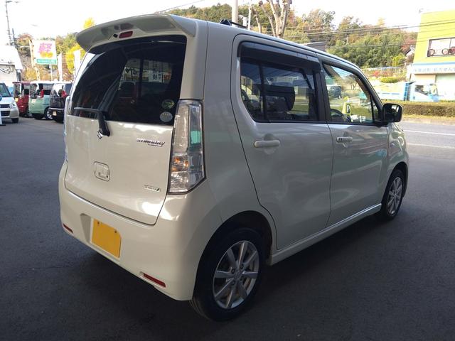 ワゴンＲスティングレー Ｘ　アイドリングストップ　ＨＩＤ　オートライト　フロントフォグランプ　純正フルエアロ　ナビ　ＴＶＤＶＤ　スマートキー　プッシュスタート　オートエアコン　盗難防止システム　電動格納リモコンドアミラー（7枚目）