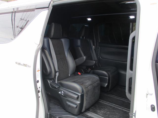 ヴェルファイア ２．５Ｚ　Ａエディション　ゴールデンアイズ　アルパインナビ　ＴＶ　バックカメラ　皮シート　ＥＴＣ（2枚目）