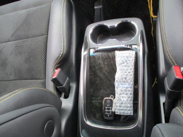 ヴェルファイア ２．５Ｚ　Ａエディション　ゴールデンアイズ　アルパインナビ　ＴＶ　バックカメラ　皮シート　ＥＴＣ（12枚目）