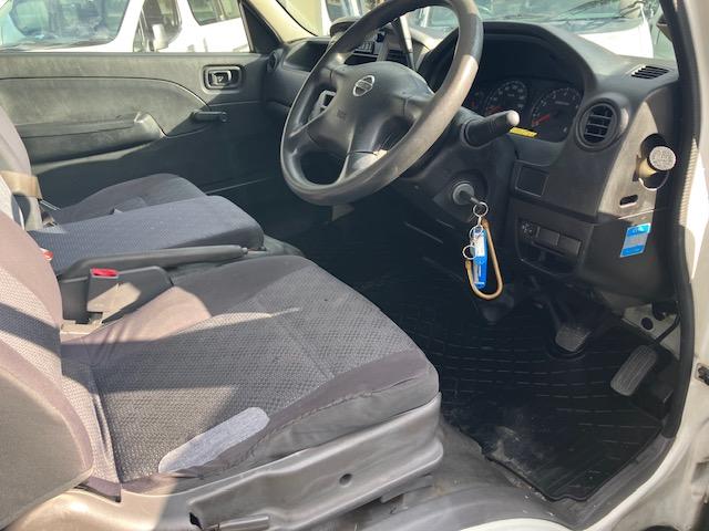 NISSAN CARAVAN LONG DX