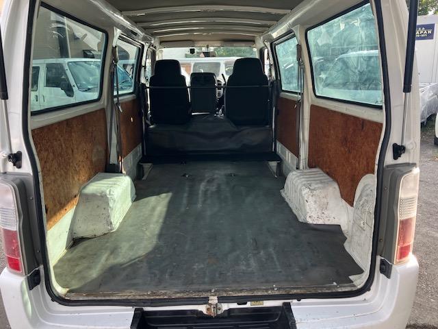 NISSAN CARAVAN LONG DX
