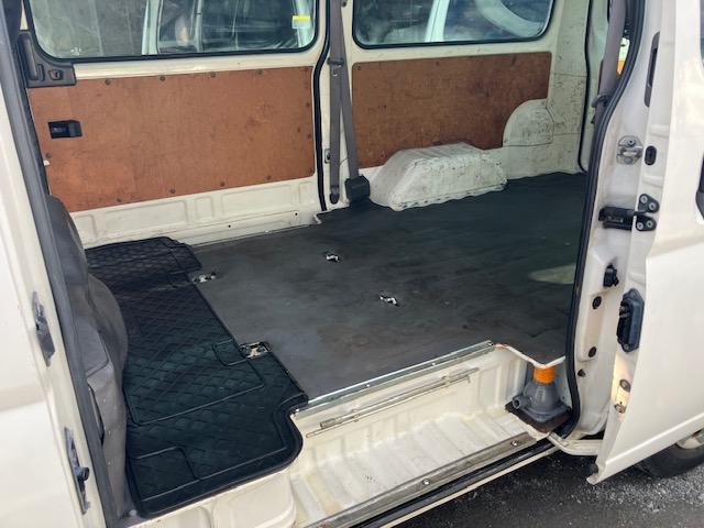 NISSAN CARAVAN LONG DX