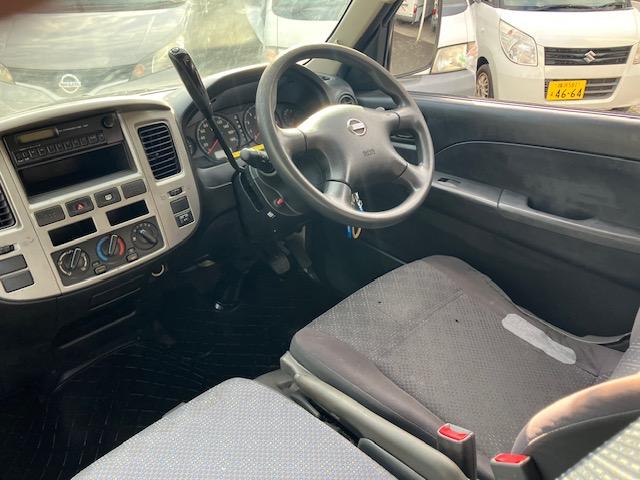 NISSAN CARAVAN LONG DX